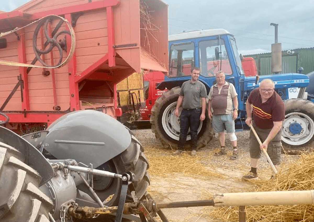 Fundraising Threshing  and vintage at High Chapparal