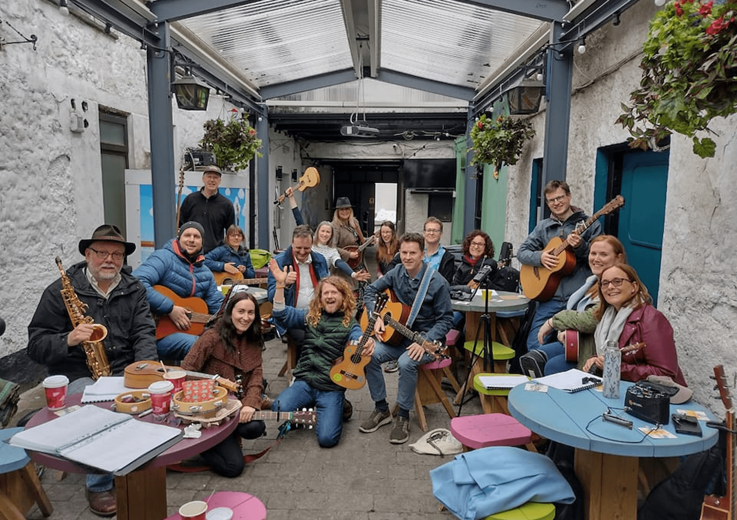 Galway Jam Circle Strikes a Chord for COPE This Christmas