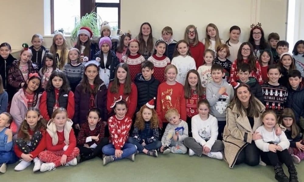 Kids choir spreads some Christmas cheer