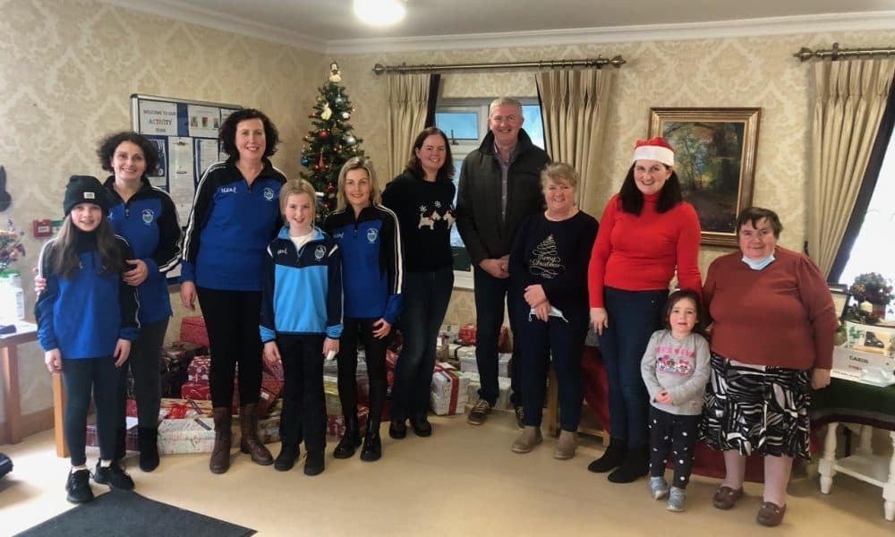 Laune Rangers deliver care packs local nursing home