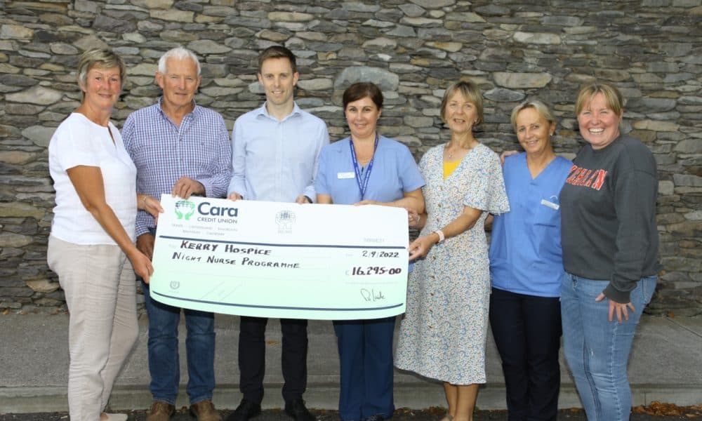 Beaufort walk gifts €16k to Kerry Hospice