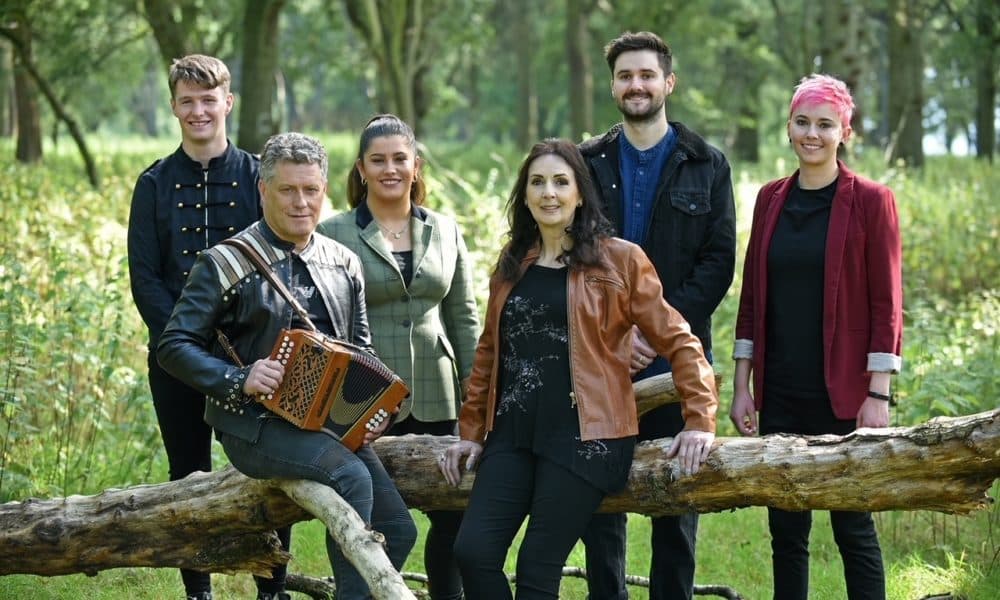 Talented musicians to play live on tonight's Late Late Show