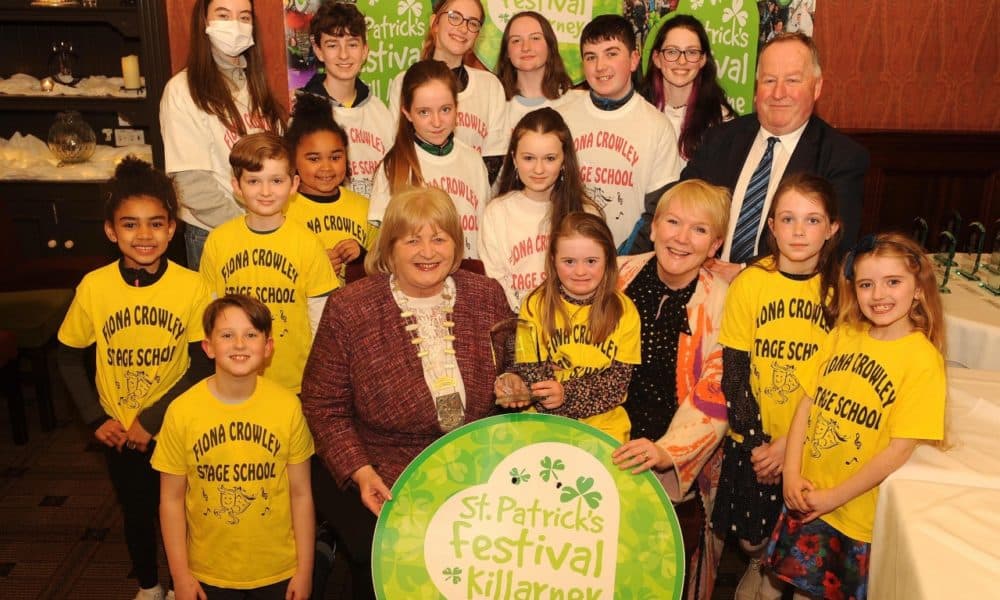 Killarney groups are presented with parade prizes