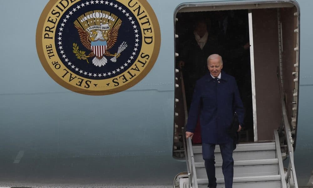 Killarney photographer front and centre of Presidential visit