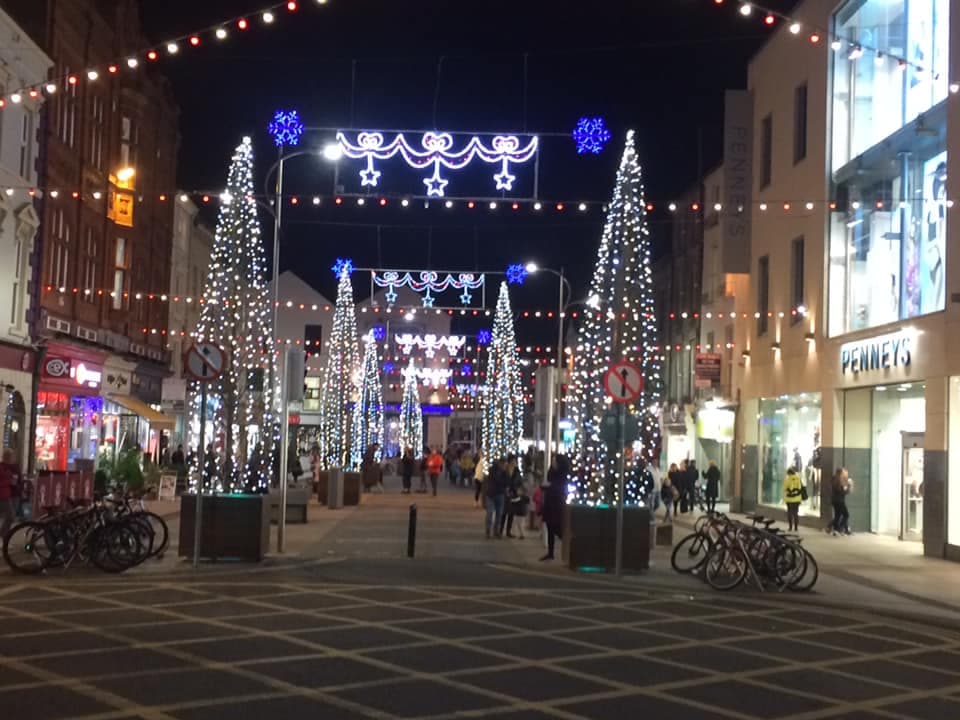 Late Night Shopping in Tralee